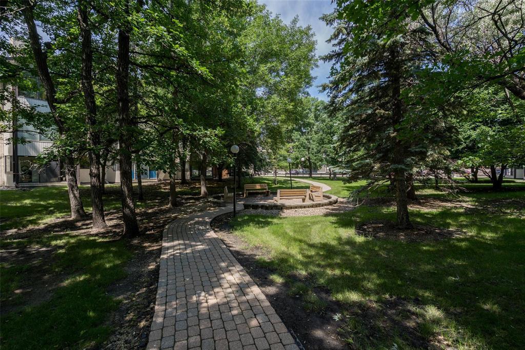 A 204 693 St Anne's Road, Winnipeg, Manitoba  R2N 3T5 - Photo 44 - 202615884