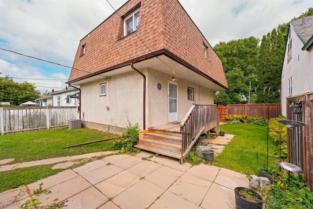 278 Perth Avenue, Winnipeg, Manitoba  R2V 0T5 - Photo 25 - 202622823