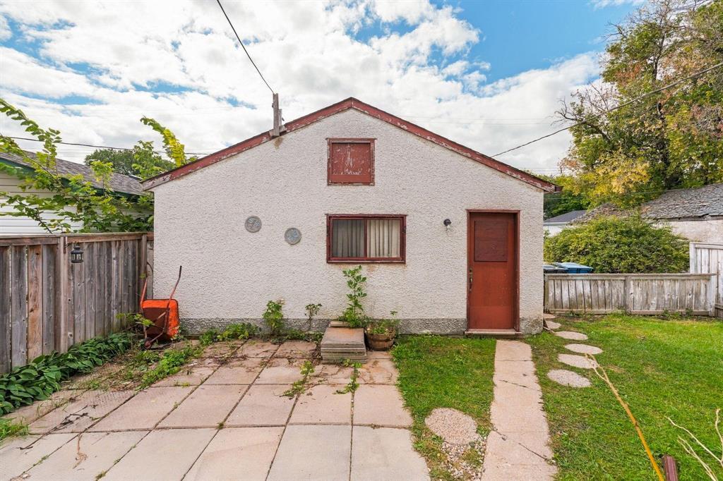 278 Perth Avenue, Winnipeg, Manitoba  R2V 0T5 - Photo 28 - 202622823