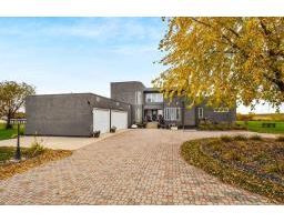 <div class="price">$1,390,000</div> 1965 St Anne's Road, Winnipeg<br><div style="margin-bottom:8px;"><small>Powell Property Group</small></div><div class='bed_bath'>5 Bed | 5 Bath</div>
